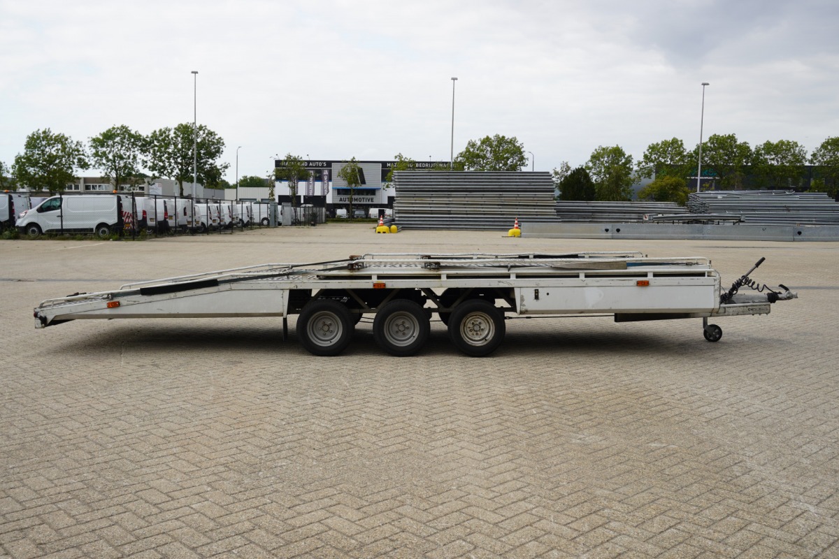 Iveco ML75E18/P AUTOTRANSPORT INCL WITTEVEEN AANHANGER 3500KG Airco | slaapcabine | 3-lader | Wisselbak | €21.950,- excl. Iveco ML75E18/P AUTOTRANSPORT INCL WITTEVEEN AANHANGER 3500KG Airco | slaapcabine | 3-lader | Wisselbak | €21.950,- excl.