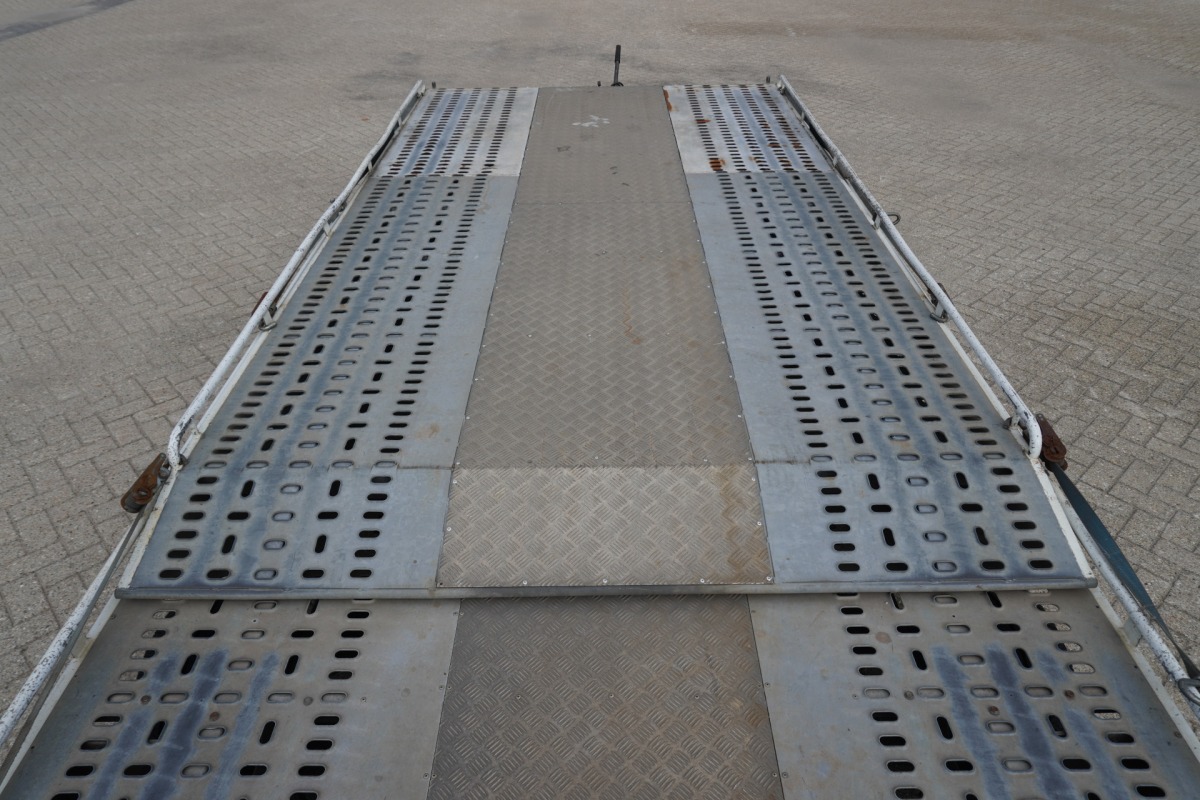 Iveco ML75E18/P AUTOTRANSPORT INCL WITTEVEEN AANHANGER 3500KG Airco | slaapcabine | 3-lader | Wisselbak | €21.950,- excl. Iveco ML75E18/P AUTOTRANSPORT INCL WITTEVEEN AANHANGER 3500KG Airco | slaapcabine | 3-lader | Wisselbak | €21.950,- excl.