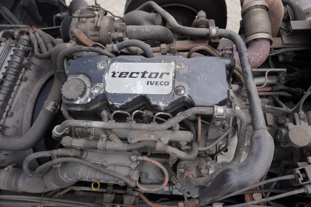 Iveco ML75E18/P AUTOTRANSPORT INCL WITTEVEEN AANHANGER 3500KG Airco | slaapcabine | 3-lader | Wisselbak | €21.950,- excl. Iveco ML75E18/P AUTOTRANSPORT INCL WITTEVEEN AANHANGER 3500KG Airco | slaapcabine | 3-lader | Wisselbak | €21.950,- excl.