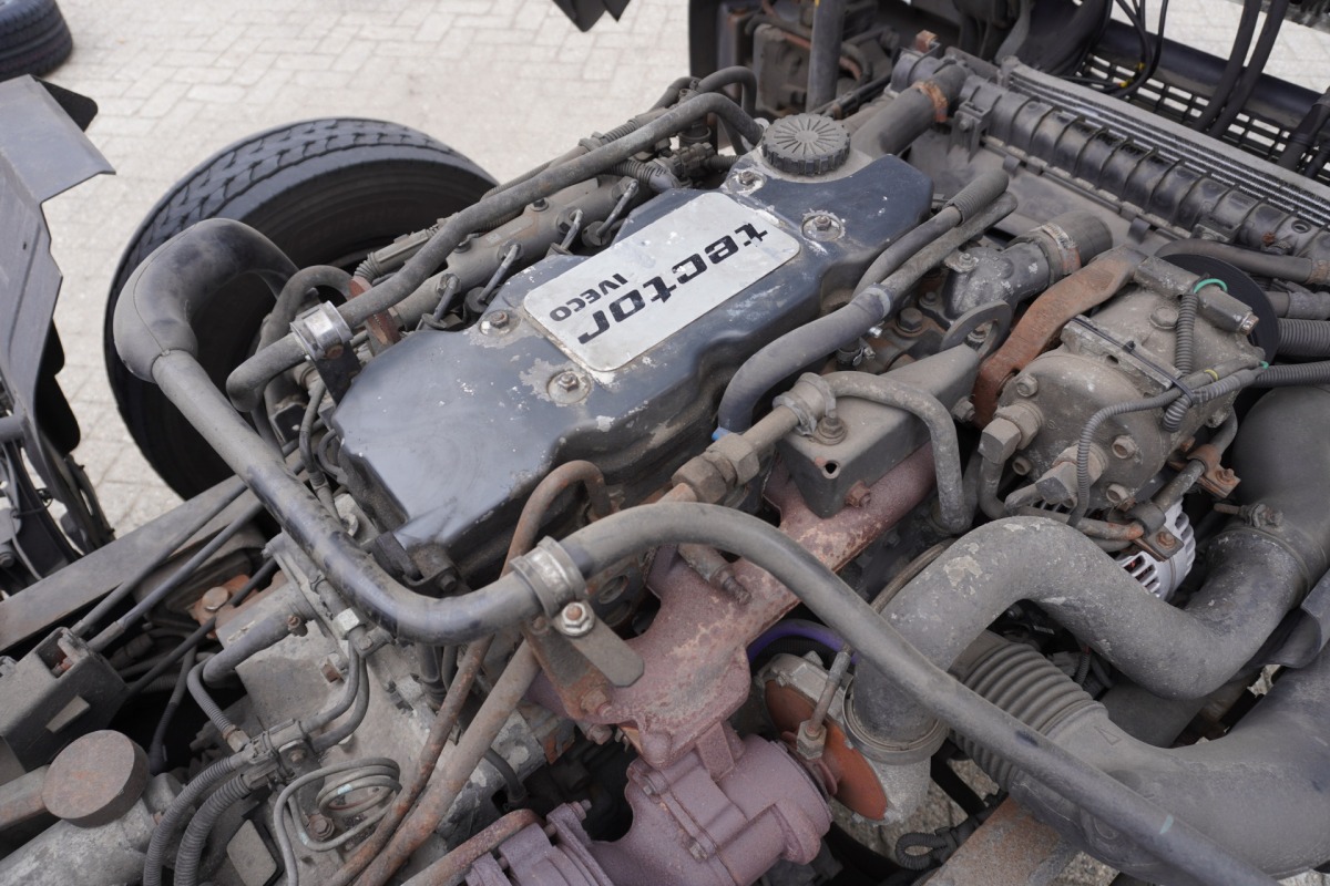 Iveco ML75E18/P AUTOTRANSPORT INCL WITTEVEEN AANHANGER 3500KG Airco | slaapcabine | 3-lader | Wisselbak | €21.950,- excl. Iveco ML75E18/P AUTOTRANSPORT INCL WITTEVEEN AANHANGER 3500KG Airco | slaapcabine | 3-lader | Wisselbak | €21.950,- excl.