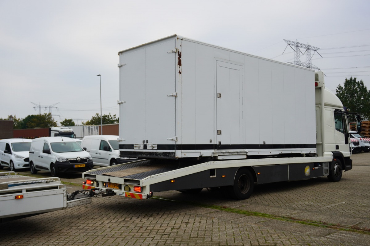 Iveco ML75E18/P AUTOTRANSPORT INCL WITTEVEEN AANHANGER 3500KG Airco | slaapcabine | 3-lader | Wisselbak | €21.950,- excl. Iveco ML75E18/P AUTOTRANSPORT INCL WITTEVEEN AANHANGER 3500KG Airco | slaapcabine | 3-lader | Wisselbak | €21.950,- excl.