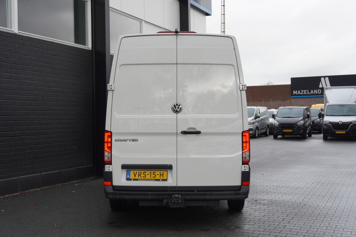 Volkswagen Crafter 2.0 TDI L3H3 140PK EURO 6 - Airco - Navi - Cruise - €18.950,- Excl. Volkswagen Crafter 2.0 TDI L3H3 140PK EURO 6 - Airco - Navi - Cruise - €18.950,- Excl.