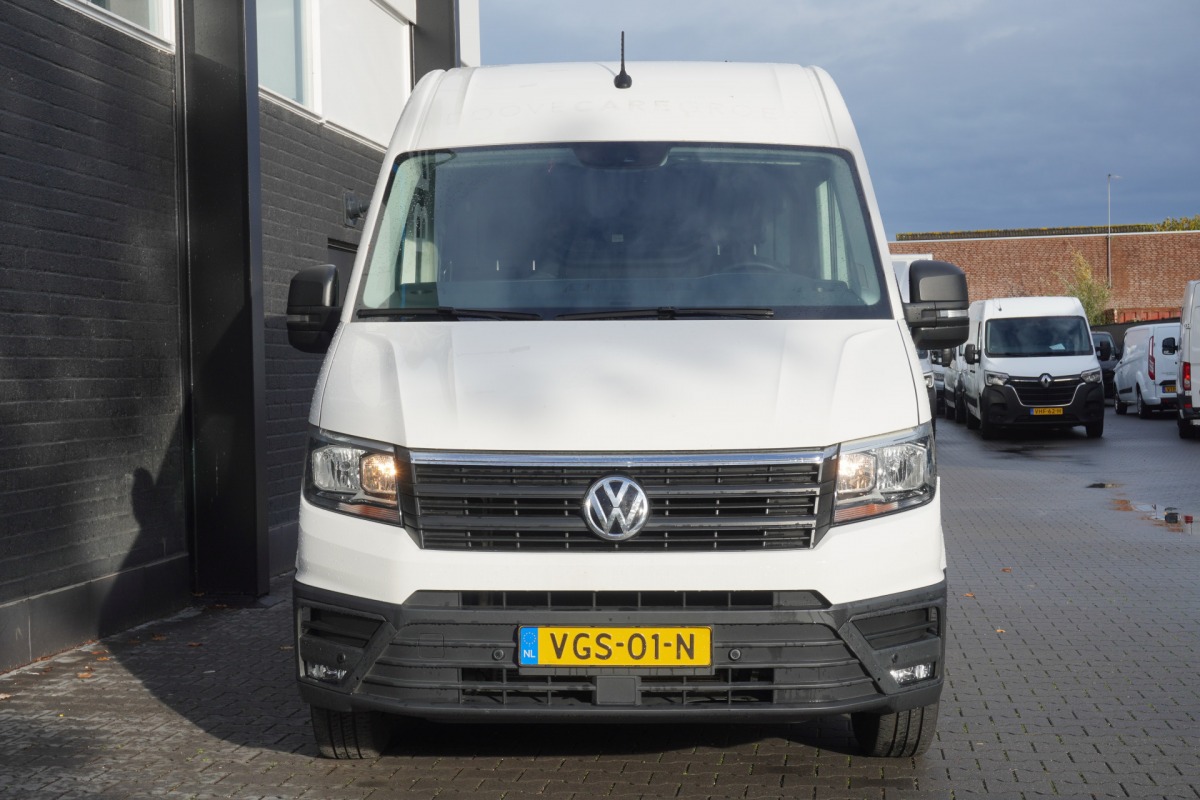 Volkswagen Crafter 2.0 TDI L3H3 140PK Automaat EURO 6 - Airco - Cruise - PDC - €18.950,- Volkswagen Crafter 2.0 TDI L3H3 140PK Automaat EURO 6 - Airco - Cruise - PDC - €18.950,-